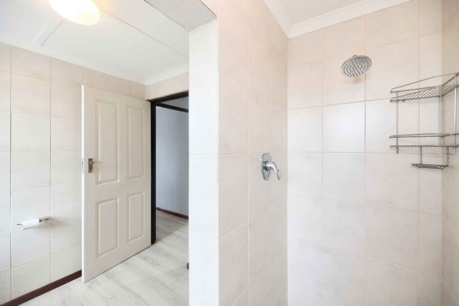 5 Bedroom Property for Sale in Fisherhaven Western Cape